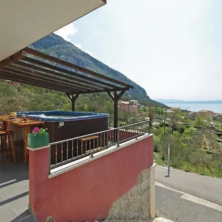 Family-friendly With Swimming Pool - 13772 Daire Makarska